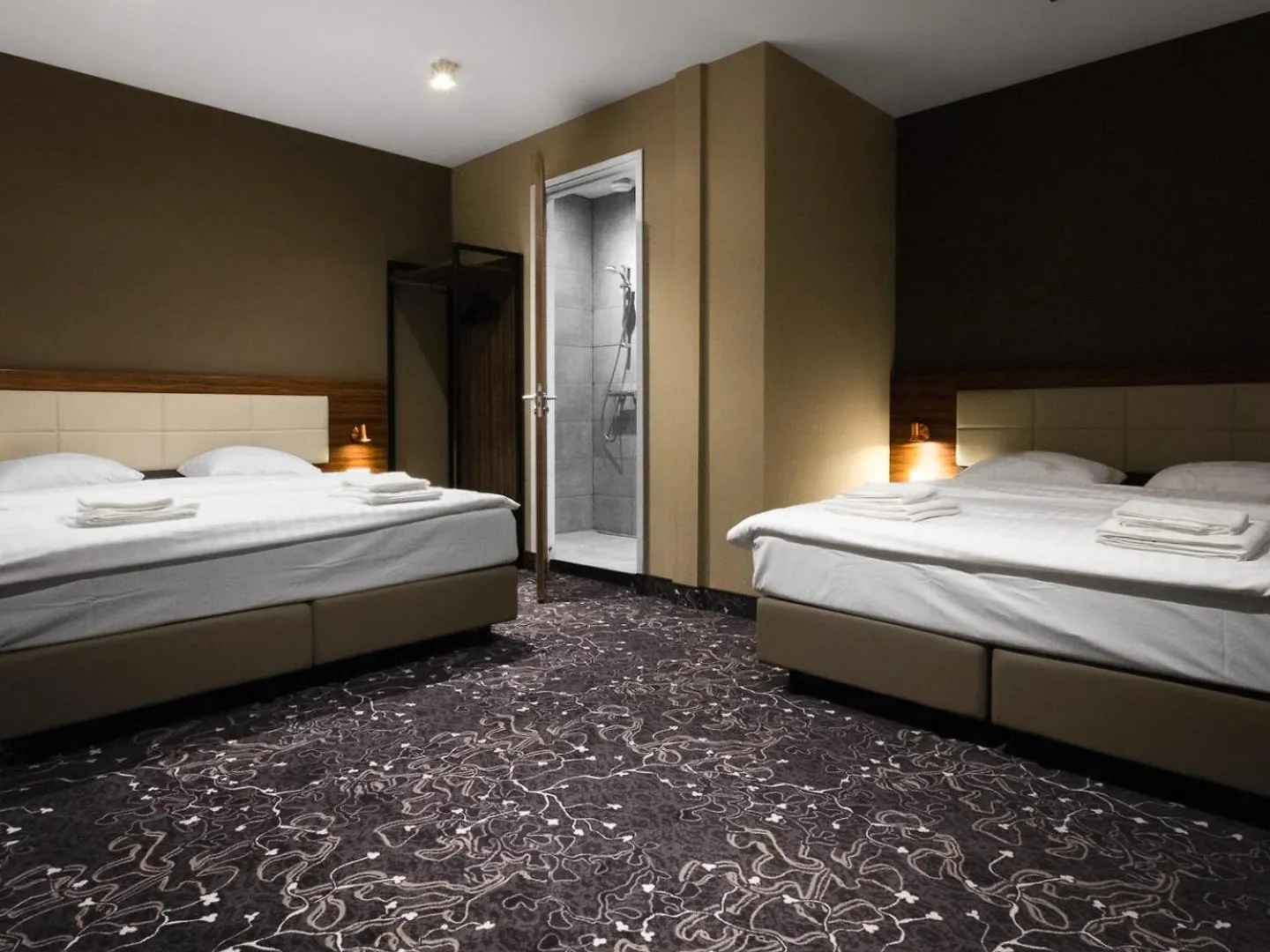 The Lake Hotel Amsterdam Airport Badhoevedorp Nederland