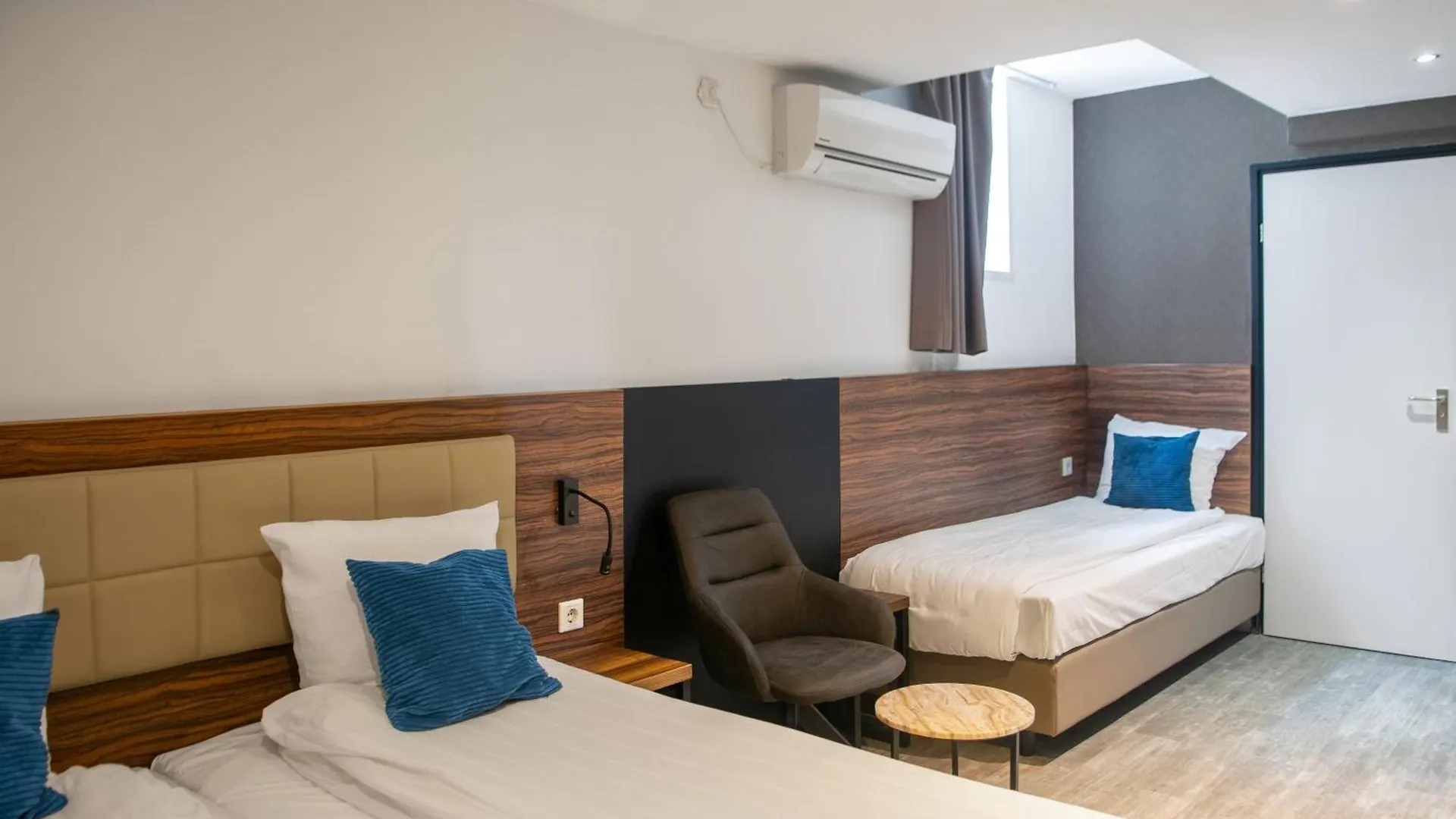 The Lake Hotel Amsterdam Airport Badhoevedorp