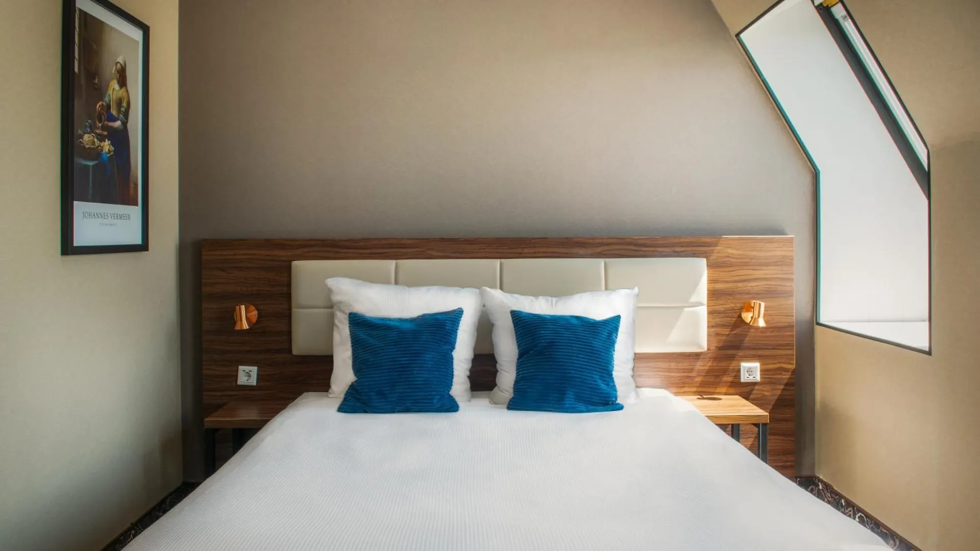 The Lake Hotel Amsterdam Airport Badhoevedorp 3*,  Nederland
