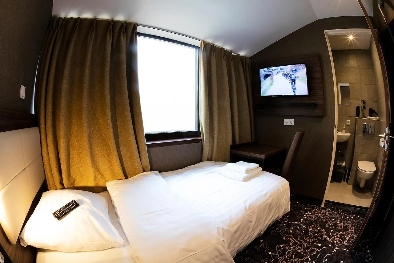 The Lake Hotel Amsterdam Airport Badhoevedorp